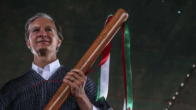 El priista busca mantener al PRI en el poder mexiquense