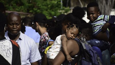 El retorno de migrantes será para aquellos que no cuenten con documentos para permanecer en EU.