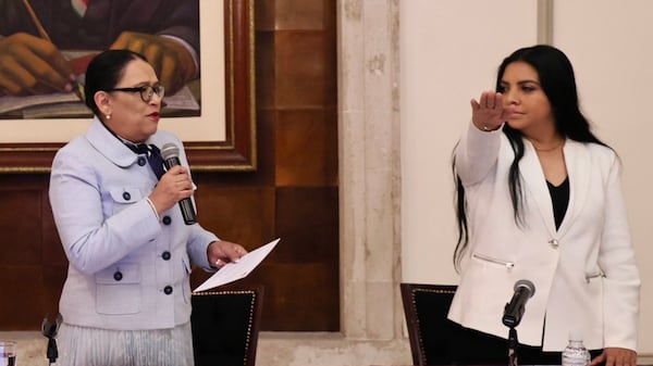 Este 12 de setiembre, Rosa Icela Rodríguez, titular de la Secretaría de Gobernación, tomó protesta a Martha Lidia Pérez Gumecindo, como nueva titular de la Comisión Nacional de Búsqueda. FOTO: Especial
