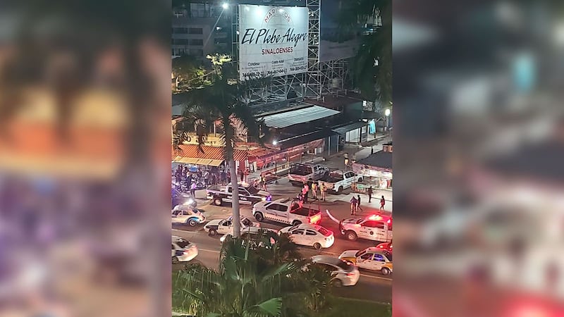 Asesinan a tiros a dos hombres en la Costera Miguel Alemán, de Acapulco