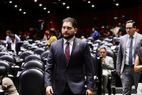 “Hipócrita, representante del narco”: Gutiérrez Mancilla se enfrenta a morenista en el INE