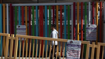 Alumnos que continúen en la misma escuela quedarán reinscritos, de manera automática