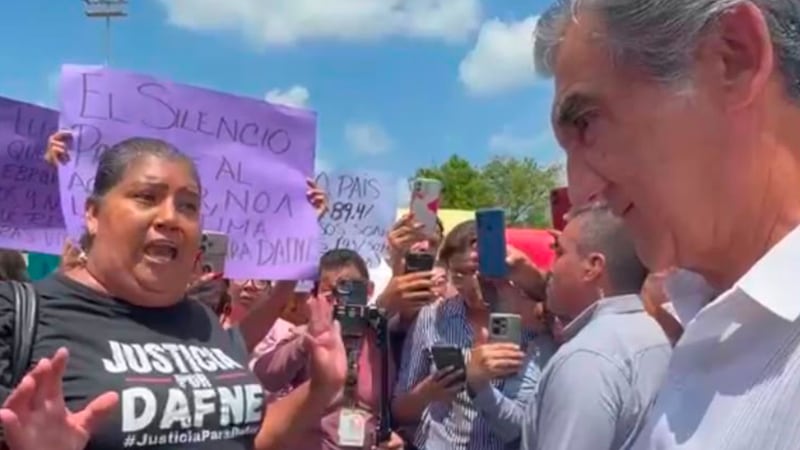 “Te prometo justicia, se va a aplicar la ley”: Américo Villarreal a abuela de Dafne Zapata