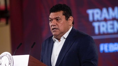 El director de Fonatur explicó los avances de la obra en el sur de México