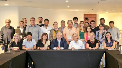 El expresidente argentino Alberto Fernández también encabeza la misión de observación electoral