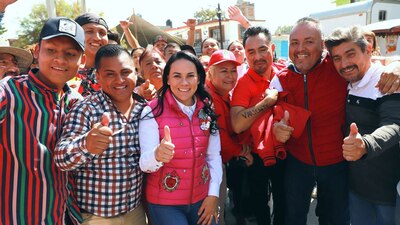 La precandidata visditó Atenco