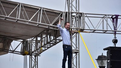 Desde las alturas y muy a la izquierda la frase que pronunció el panista