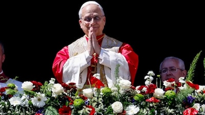 El Papa León XIV dio un mensaje el día domingo 5 de abril, en medio de las celebraciones de la Semana Santa, su discurso realizado por el Domingo de Resurrección en la Plaza de San Pedro ante 50 mil personas instó a los líderes mundiales "a poner fin a la guerra y al odio".
