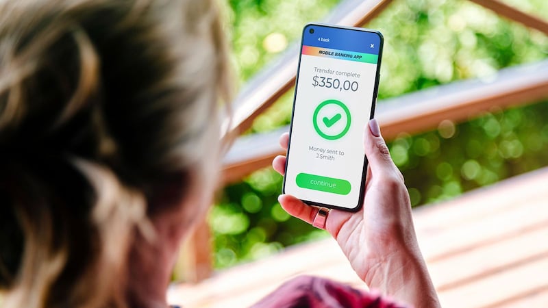 Estas son las palabras que no podrás poner en el concepto de una transferencia bancaria