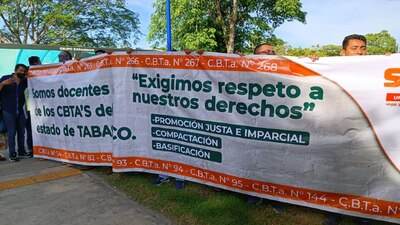 Extrabajadores del municipio de Jalpa de Méndez solicitaron el pago de laudos laborales