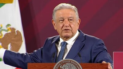 El Presidente criticó que el ministro Javier Laynez avalara echar atrás la reforma electoral