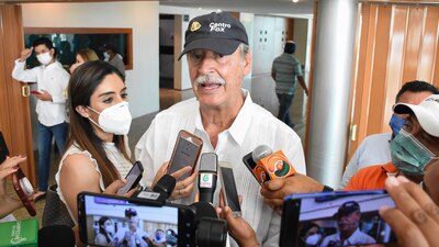 El expresidente asegura que la consulta no tiene ningún valor