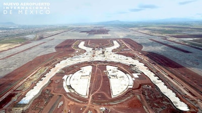 La obra en Texcoco sigue pese a la discusión del tema en el próximo gobierno