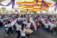 Chilaquiles intoxican a 60 en festejo por el Día de la Mujer, organizado por un municipio de Morelos