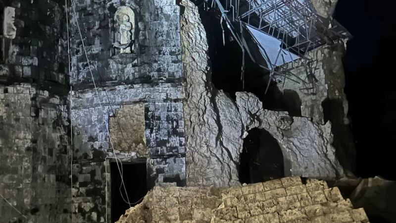 Terremoto de 6.9 sacude Filipinas; autoridades reportan muertos y heridos