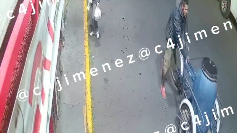 Mujer pagó 250 pesos para abandonar cadáver de América en un tambo en calles de Iztapalapa
