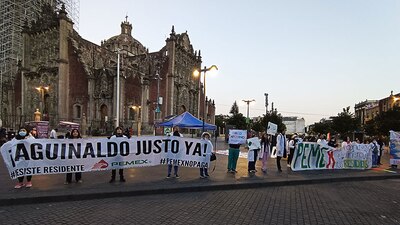 Los médicos acusaron que únicamente les depositaron 2 mil 500 pesos de aguinaldo