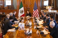 Sheinbaum recibe a delegación comercial de EU rumbo a la revisión del T-MEC