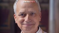 Vaticano difunde retrato oficial del nuevo Papa, León XIV