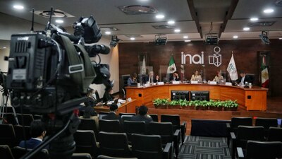 Aclaró que su deber es transparentar la información solo cuando sea del "orden público"