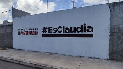 Una barda fue pintada haciendo alusión a un personaje que podría ser Sheinbaum