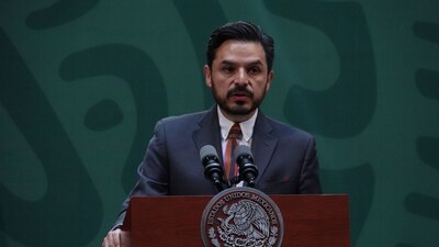 El director del IMSS indicó que hay vacantes en todos los estados