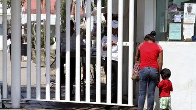 Zoé Robledo informó que el 82% de la población no cuenta con seguridad social