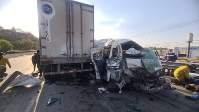 Deja al menos 10 heridos que son atendidos en hospitales por la gravedad de las lesiones