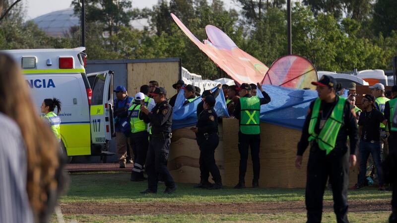 Grúas del AXE Ceremonia no estaban autorizadas: Fiscalía CDMX