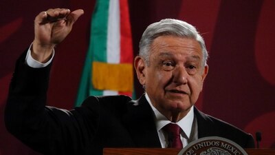 El mandatario defendió su política económica y dijo que ningún empresario ha sido afectado