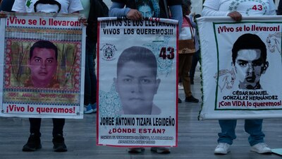 Auto de formal prisión a los 8 militares involucrados en el caso Ayotzinapa