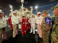 Pemex abre investigación tras incendio en la refinería de Dos Bocas