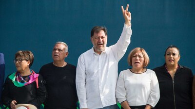 El diputado federal quiere que los chairos se apropien del insulto y festejen