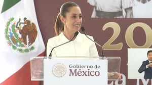 Sheinbaum presume en Durango que siempre que habla con Trump, defiende a México