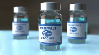 La vacuna de Pfizer requiere doble aplicación por persona