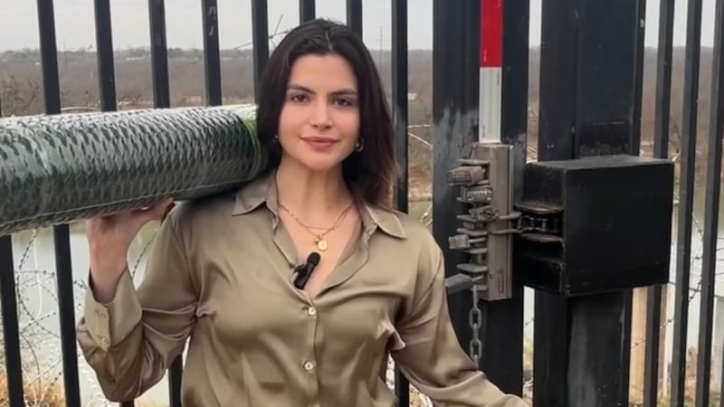 ¿Quién es la colombiana que propuso ejecuciones públicas de migrantes en EU?