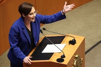 “Den la cara, arpías”: Lilly Téllez responsabiliza a 3 legisladoras de Morena por brote de sarampión