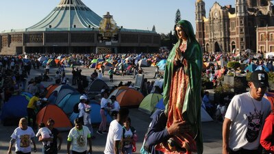Durante el din de semana, el Templo Mariano ha estado lleno de creyentes