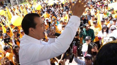 El candidato del PRD, Juan Zepeda, prometió la creación de universidades en la entidad