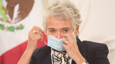 La funcionaria se sometió a un examen del virus luego de que se confirmó que AMLO dio positivo a la enfermedad