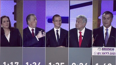 Bromas, justificaciones y malos entendidos marcaron este primer debate