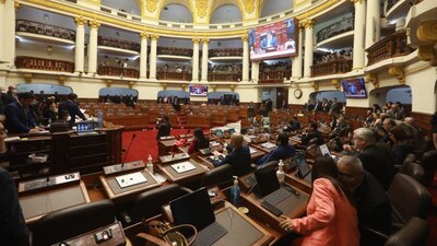 Decidió quitar de su cargo al presidente de Perú