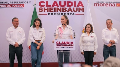 La morenista estuvo este 7 de marzo en Querétaro