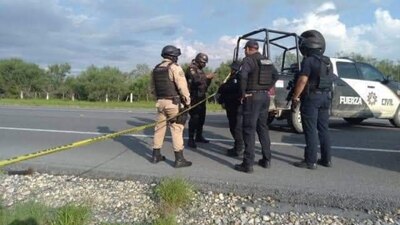 También se reportó el aseguramiento de siete camionetas