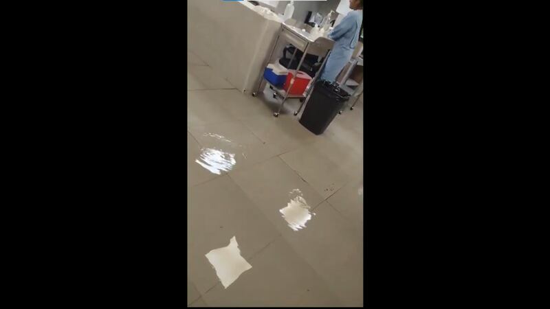 Frente frío 42: Inundación en hospital de Tabasco y múltiples afectaciones por lluvias