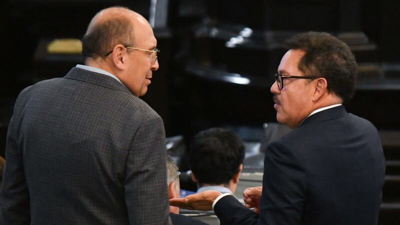 Nombramiento de Genaro Lozano como embajador ‘enciende’ el Congreso