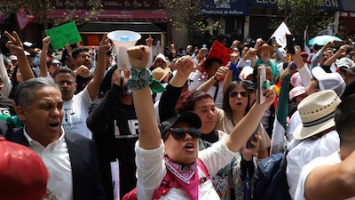 Jueces y magistrados calificaron como una "burla" la tómbola de elección de juzgadores