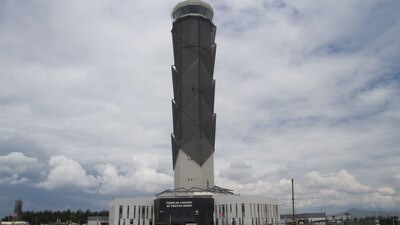 En las instalaciones habrá mil 500 departamentos para personal militar, de la Guardia Nacional y del aeropuerto.