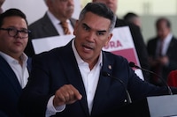 ‘Alito’ Moreno viaja a EU para presentar denuncias por vínculos del crimen organizado con políticos