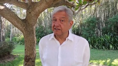 AMLO habló sobre las pintas a su favor que supuestamente aparecieron en dicho país